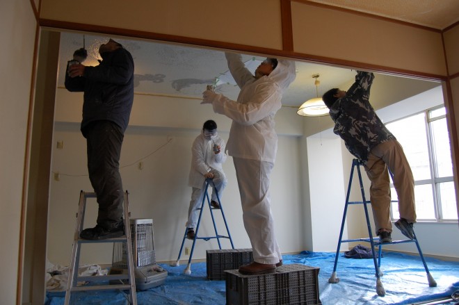 思い思いに製作開始