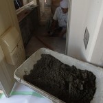 今度のお部屋もモルタルが要です。ただの土間打ちじゃないんですよ。